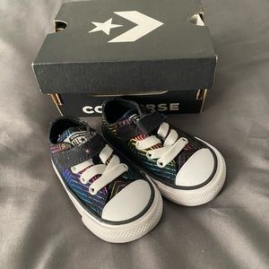Converse size 3